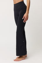 Contour Core Leggings Flare Black